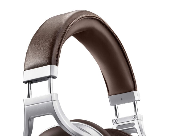 Hi-Fi with Japan drivers US Denon Headphones | in Ultra-premium made - AH-D5200 -